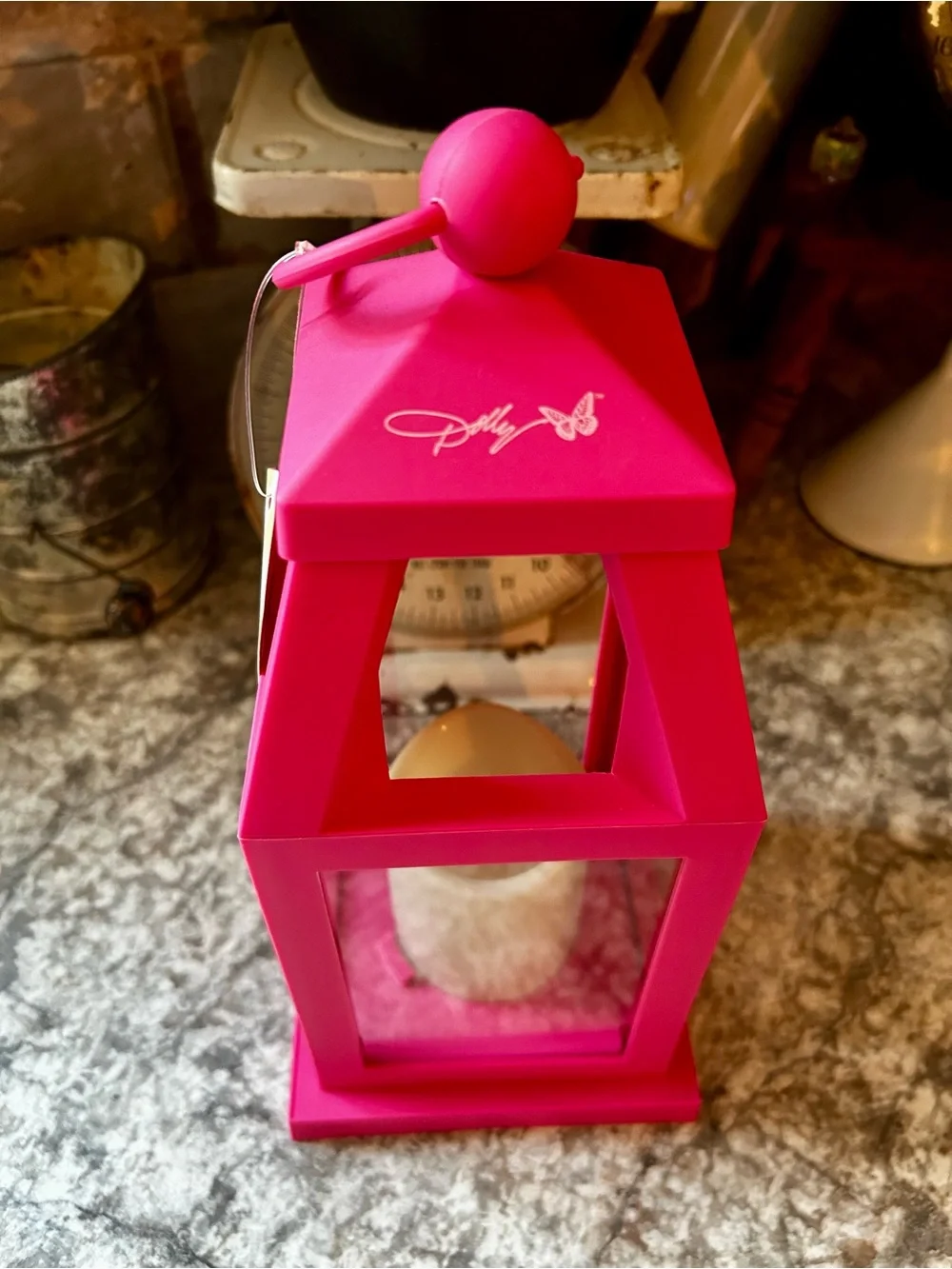 Dolly Parton vibrant pink